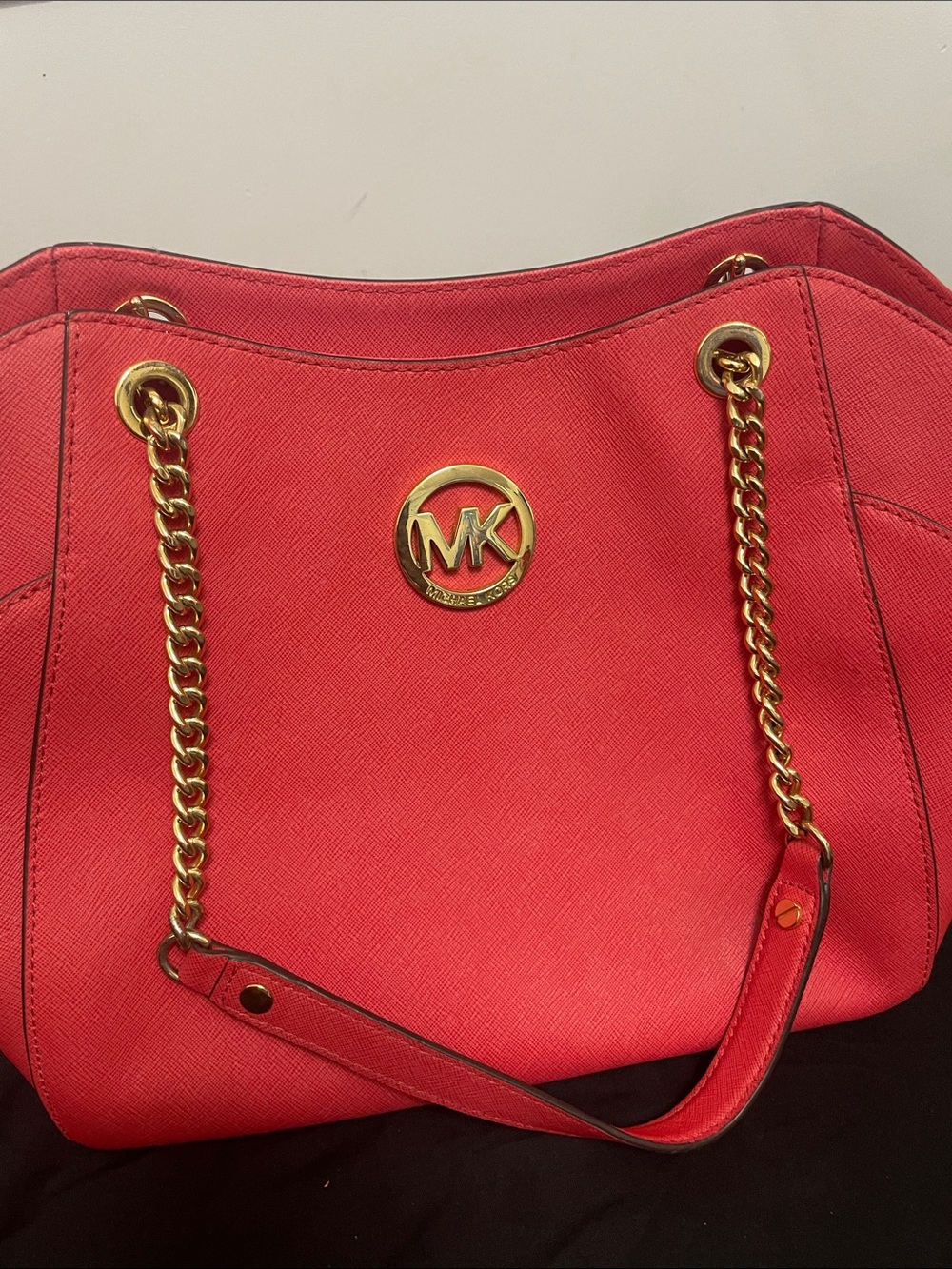 Michael Kors Coral-Red Saffiano Chain-Handle Tote with Wallet - Picture 2 of 8
